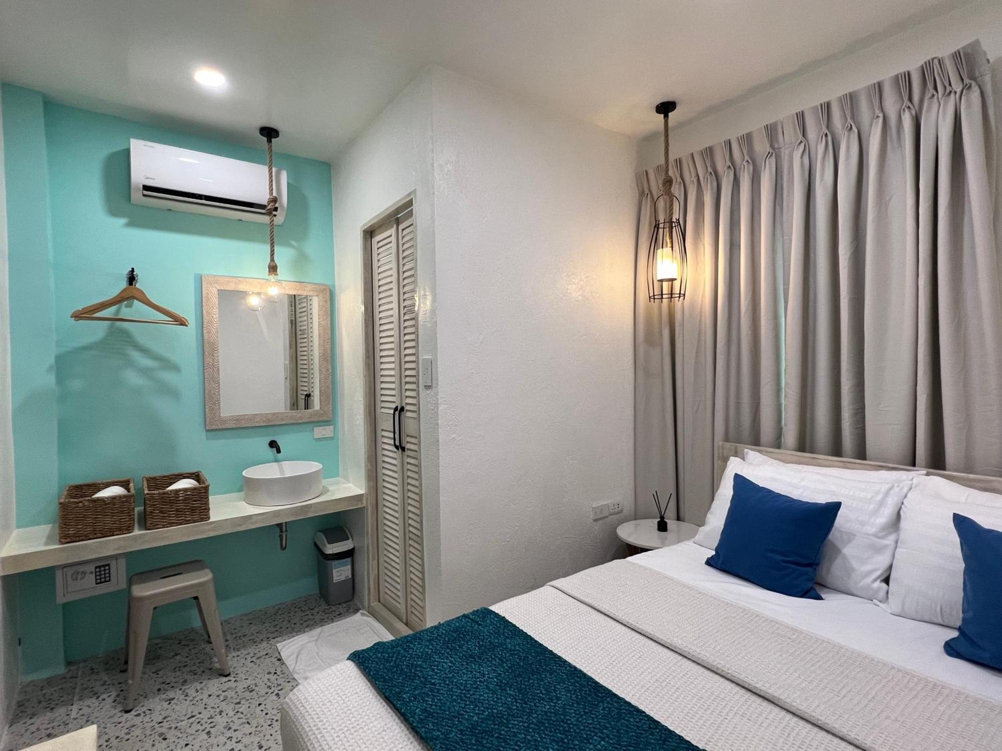 Big Waves Boutique Hotel Siargao General Luna  Exterior photo