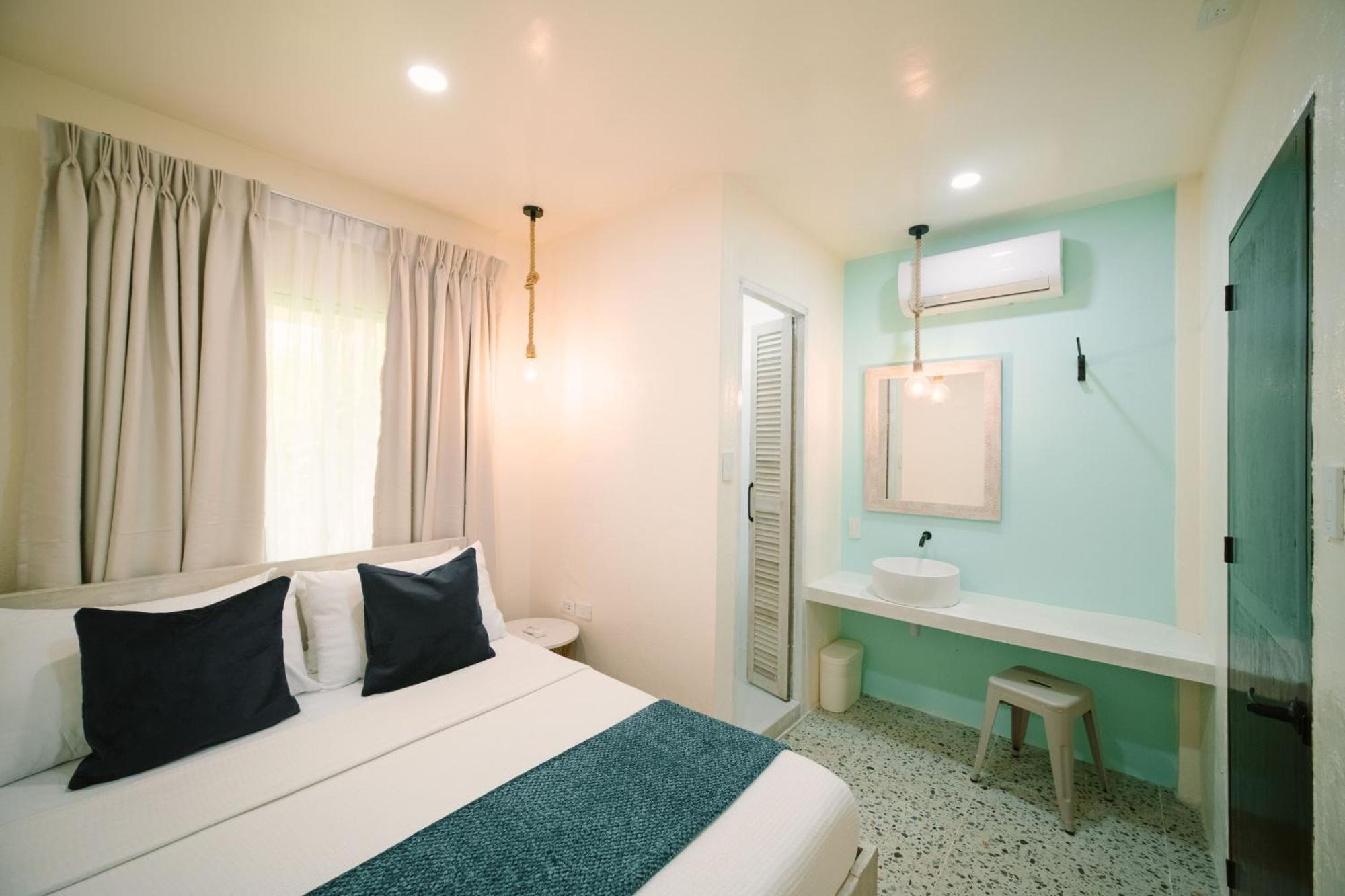Big Waves Boutique Hotel Siargao General Luna  Exterior photo